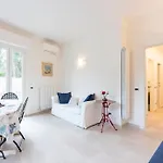 Joivy Blissful Flat For 6, Close To The *