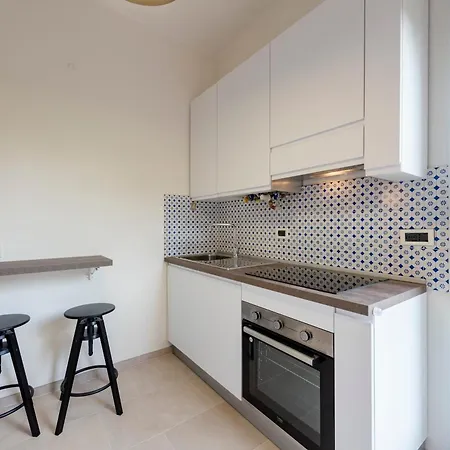 Apartment Joivy Blissful Flat For 6, Close To The *