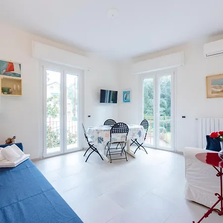 Apartment Joivy Blissful Flat For 6, Close To The *