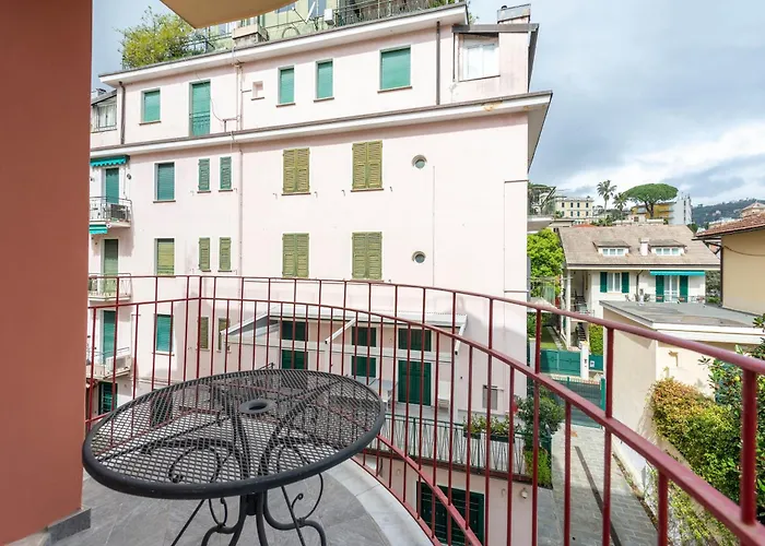 Διαμέρισμα Joivy Blissful Flat For 6, Close To The